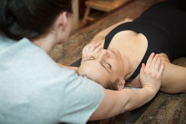 Lifting skóry bez skalpela